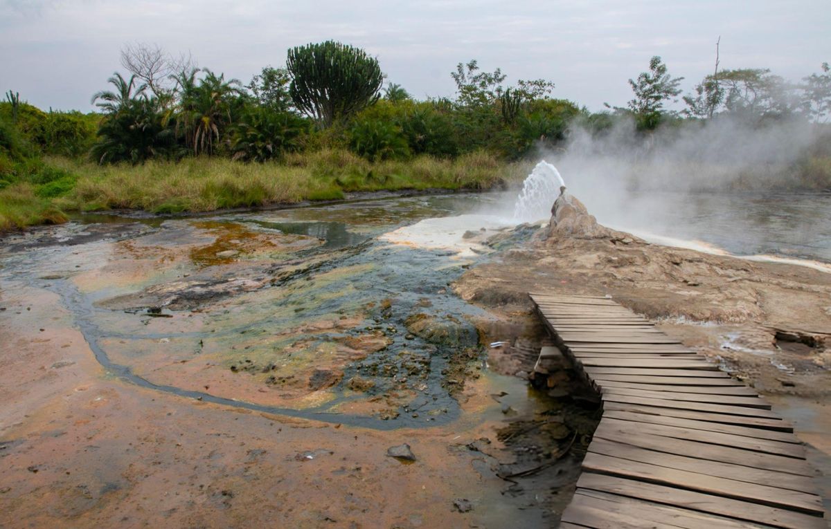 Sempaya Hot Springs